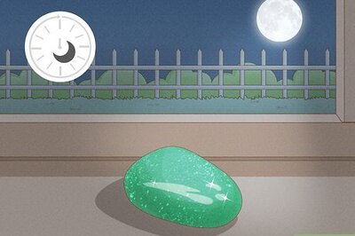How to Cleanse Green Aventurine