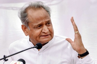 Farmers Making Positive Contribution to Indian Economy, Reconsider Farm Laws: Gehlot to PM Modi