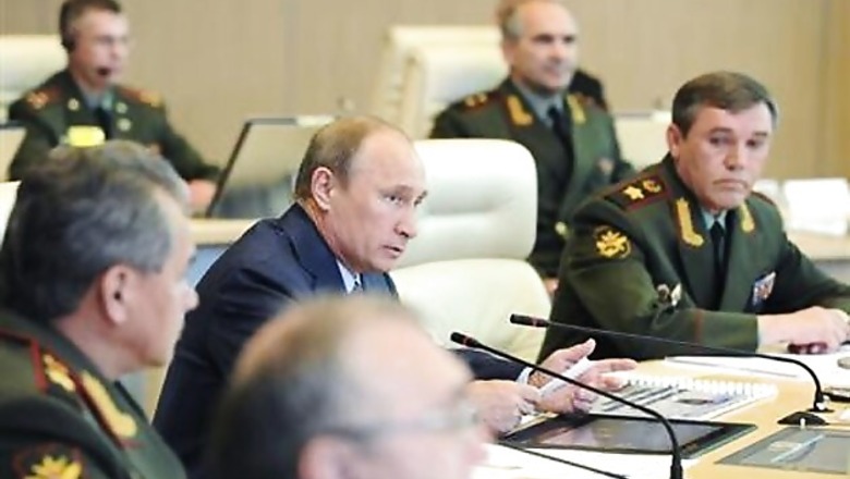 Russia sends warships to east Mediterranean as Syria tension rises