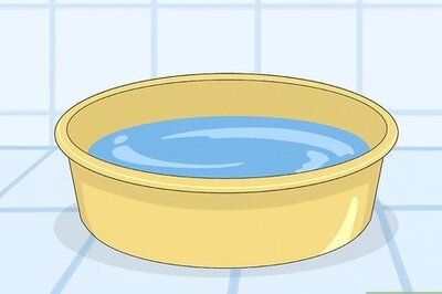 How to Soak Your Toes for a Pedicure