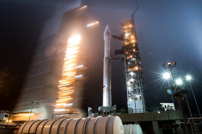 First NASA Lander to Study Mars' Interiors Lifts Off From California