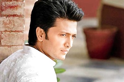 Late Vilasrao Deshmukh’s 70th birth anniversary leaves  Riteish Deshmukh nostalgic