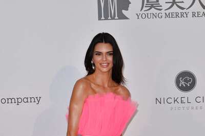 Kendall Jenner Feels “Cringe” When Kardashians Cheer At Her Fashion Shows