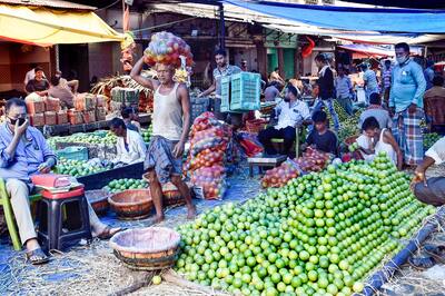 Kolkata Gets Vaccine Bus That Will Travel to Markets to Inoculate Priority Groups