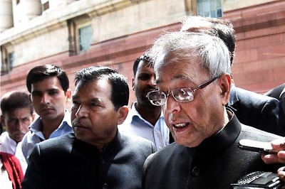 Lending rate cut to boost investment: Pranab