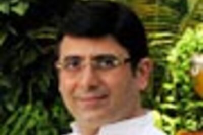 View chat with BJP media convenor Nalin Kohli