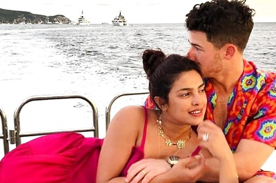 Priyanka Chopra's First Instagram Pic of 2022 Features Hubby Nick Jonas And It's Too Hot to Handle