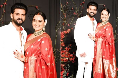Sonakshi Sinha Exudes Timeless Allure In Traditional Red Saree at Wedding Reception