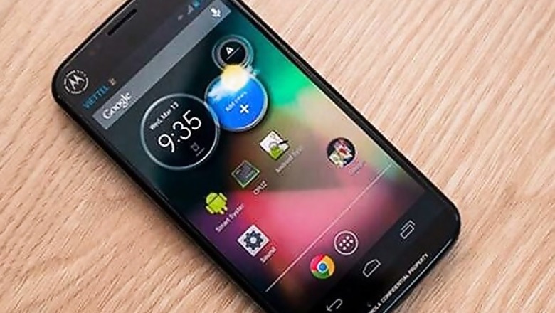 Motorola to let buyers pick colour and engrave messages on Moto X