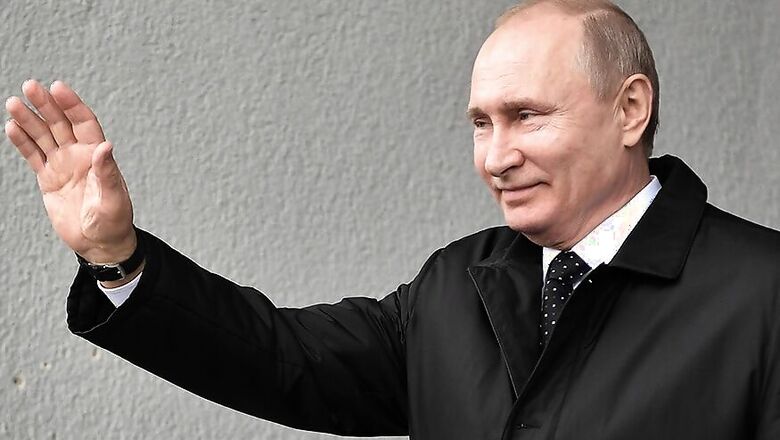 Keeping Cards Close to Chest? Putin Holds on to Key Ministers in New Russian Govt Amid Reforms