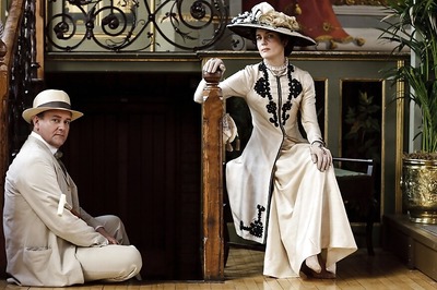 Confirmed: TV Sensation Downton Abbey Being Adapted for Big Screen