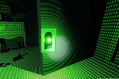 How to Use the D.O.T.S. Projector in Phasmophobia