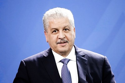 Algeria's parliament approves new constitution with term limits