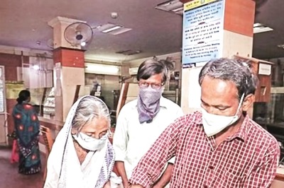 Uttar Pradesh Govt Launches 'Elder Line' to Give Shelter to Elderly Homeless